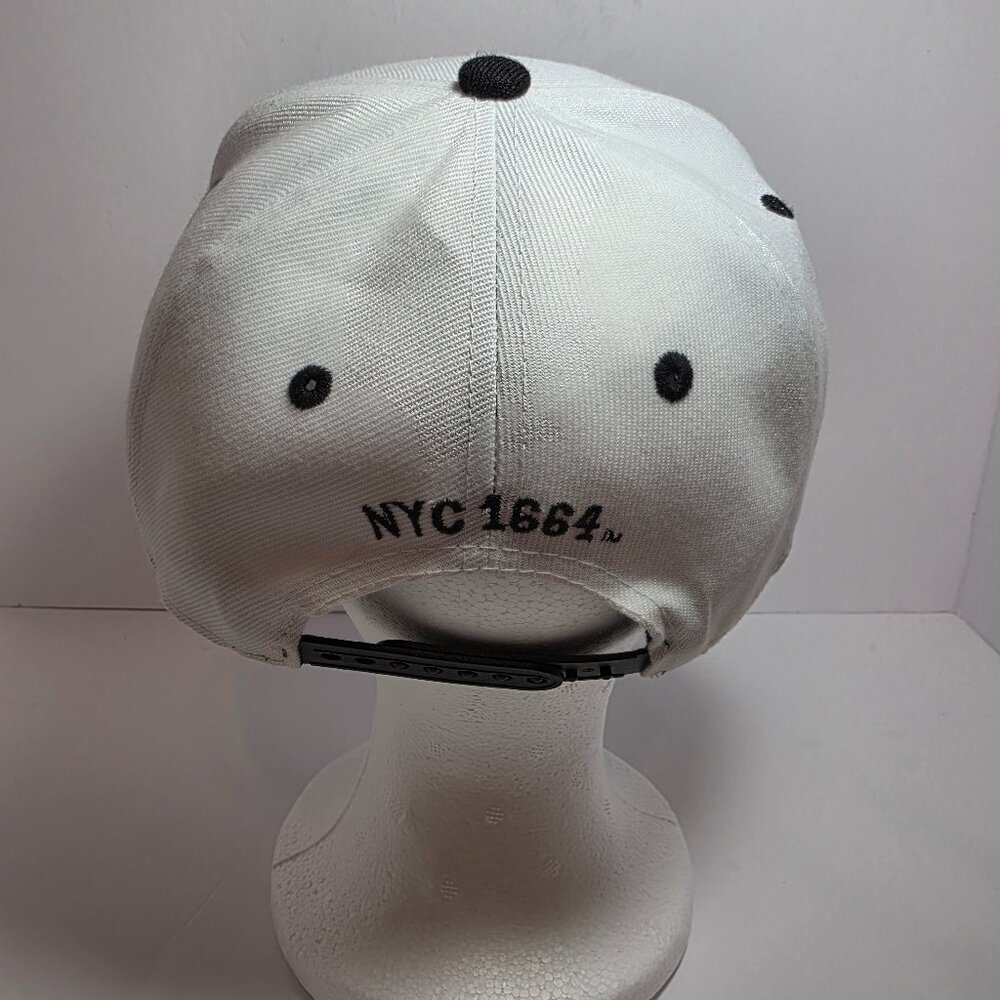 NYC 1664 Snapback Hat – NY Embroidered Logo – White & Black – Adjustable - Picture 3 of 9